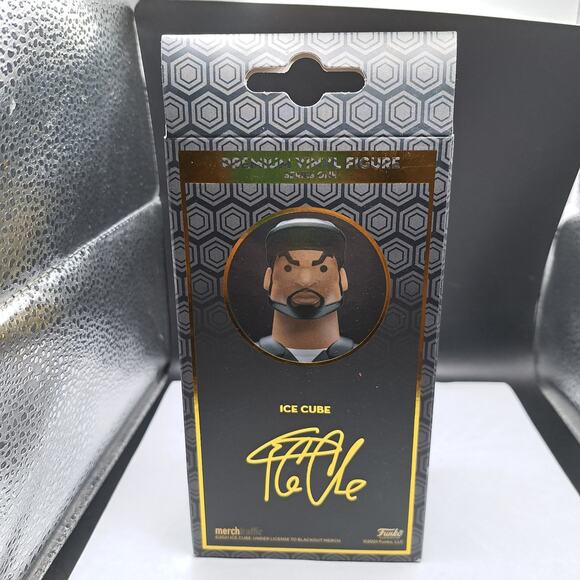 Funko Gold Ice Cube Premium Vinyl Figure, New in Box - Picture 3 of 5